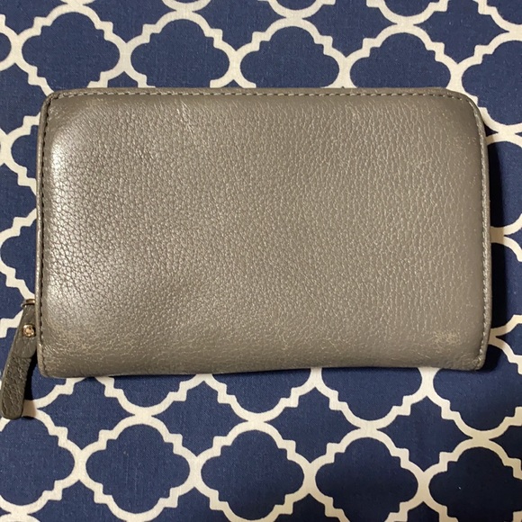 Gray Leather Kate Spade Small Wallet - Picture 3 of 9